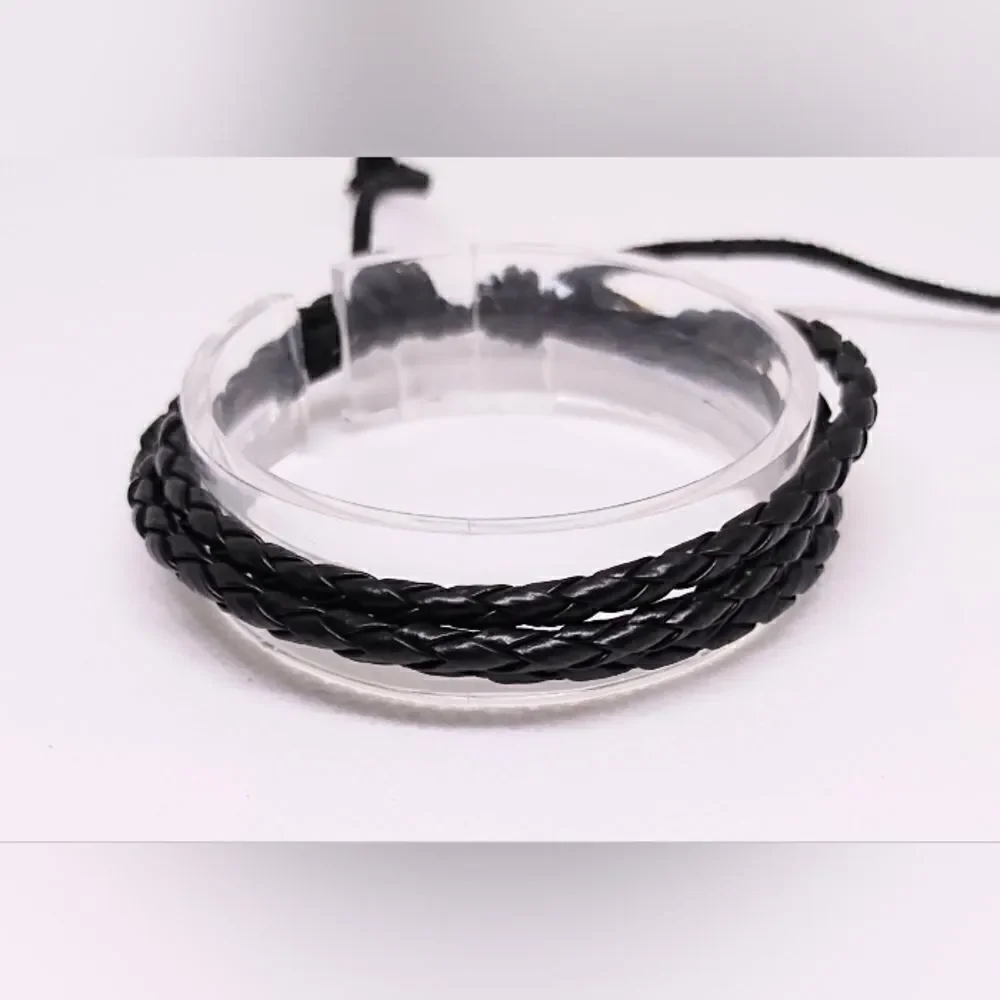Men's bracelet leather braided layered black‎ new e13